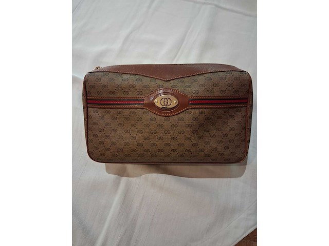 Gucci - pochette met monogram in leer - afbeelding 1 van  8