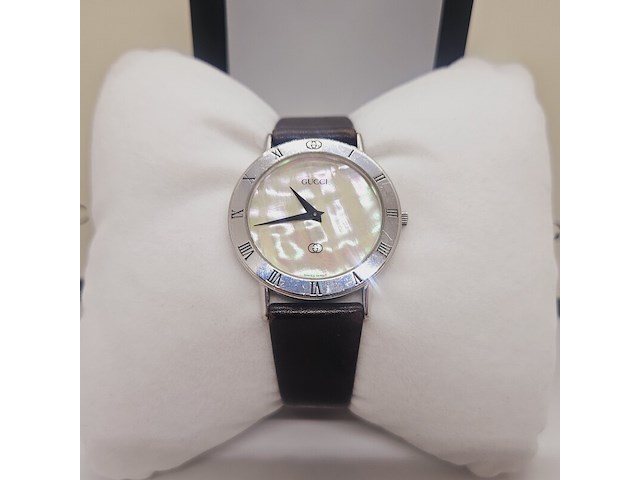 Gucci 3000sm massief 925 zilveren horloge met parelmoer wijzerplaat - afbeelding 1 van  9