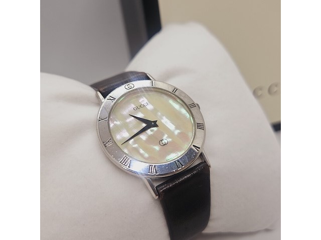 Gucci 3000sm massief 925 zilveren horloge met parelmoer wijzerplaat - afbeelding 5 van  9