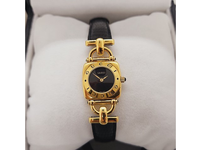 Gucci 6300l dameshorloge met goudkeurmerk, defect - afbeelding 2 van  9