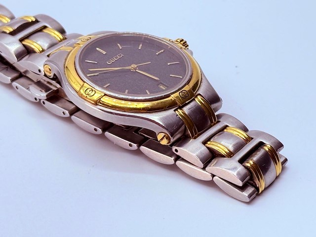 Gucci 9040m two tone herenhorloge met snowflake wijzerplaat - afbeelding 6 van  12
