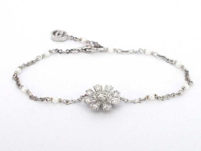 Gucci flora witgouden armband met diamanten en parels - afbeelding 1 van  9