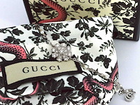 Gucci "flora" witgouden armband met diamanten en parels - afbeelding 10 van  10
