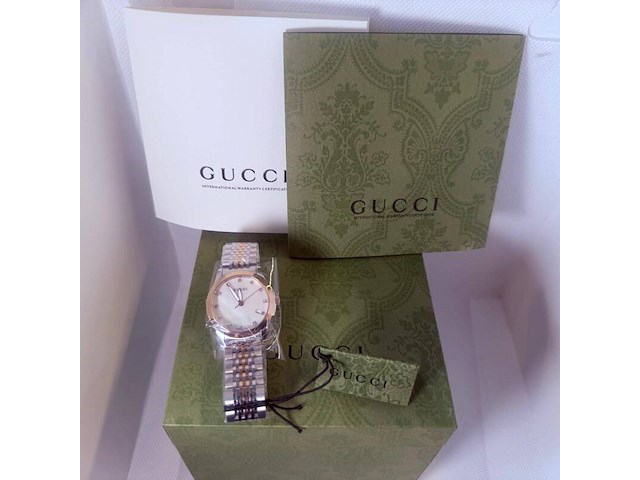 Gucci g-timeless met 12 diamanten en parelmoer - afbeelding 5 van  5