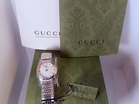 Gucci g-timeless met 12 diamanten en parelmoer - afbeelding 5 van  5