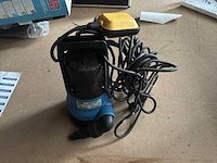 Gude gs4000 dompelpomp - afbeelding 1 van  3