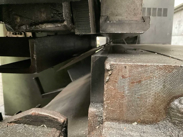 Guillotineschaar - afbeelding 11 van  21