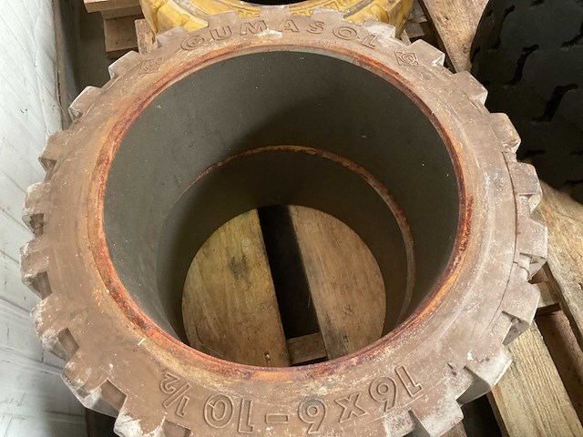 Gumasol heftruck band (2x) - afbeelding 1 van  3