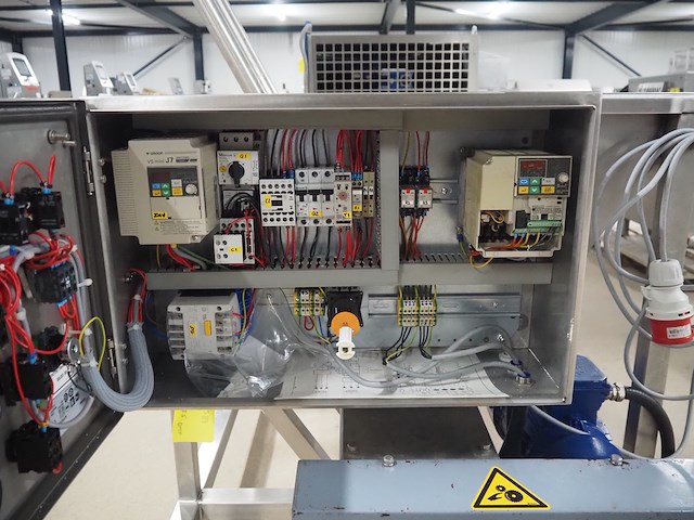 Guttridge - afbeelding 8 van  17