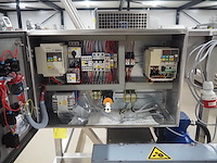 Guttridge - afbeelding 8 van  17