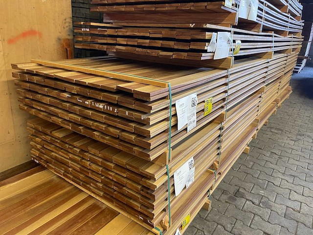 Guyana ipé country grade planken geschaafd 4500x90x18mm (134x) - afbeelding 4 van  4