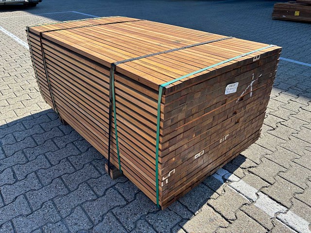 Guyana ipé latten geschaafd 1550x40x25mm (418x) - afbeelding 2 van  3