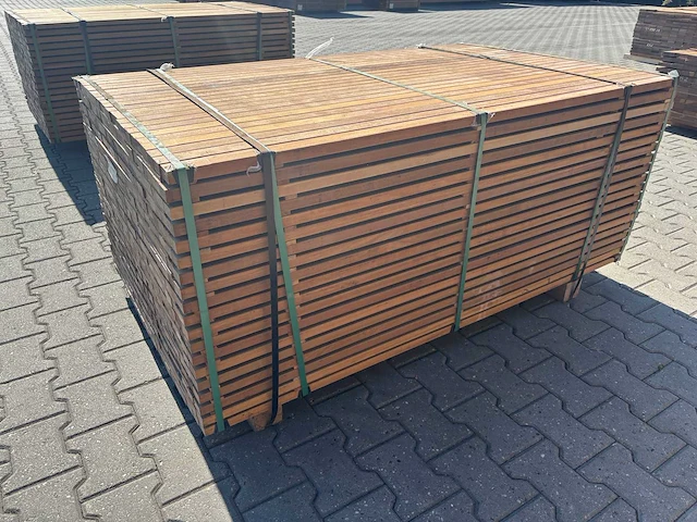 Guyana ipé latten geschaafd 1550x40x25mm (437x) - afbeelding 3 van  3