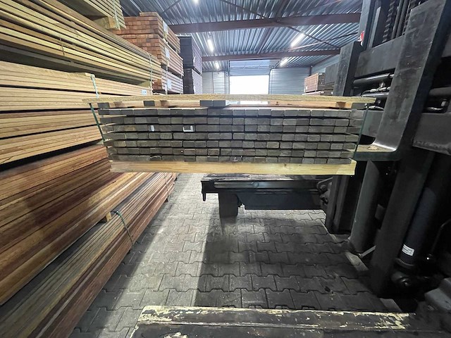 Guyana ipé latten geschaafd 1550x45x21mm (182x) - afbeelding 3 van  3