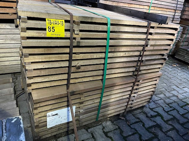 Guyana ipé planken fijnbezaagd 1250x105x27mm (171x) - afbeelding 2 van  3