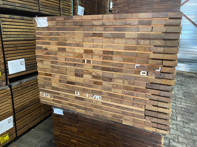 Guyana ipé planken geschaafd 1000x70x25mm (238x) - afbeelding 3 van  4