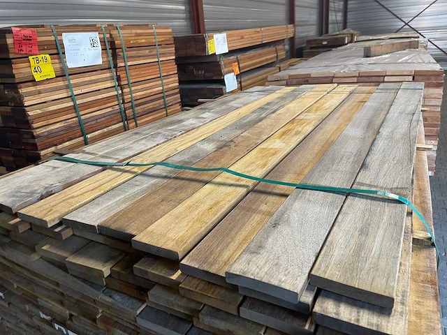Guyana ipé planken geschaafd 1500x90x16mm (171x) - afbeelding 1 van  3