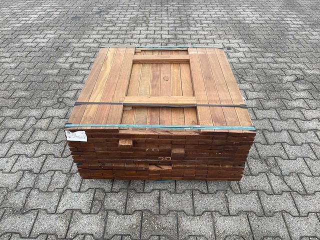 Guyana ipé planken geschaafd 1550x70x25mm (168x) - afbeelding 1 van  4