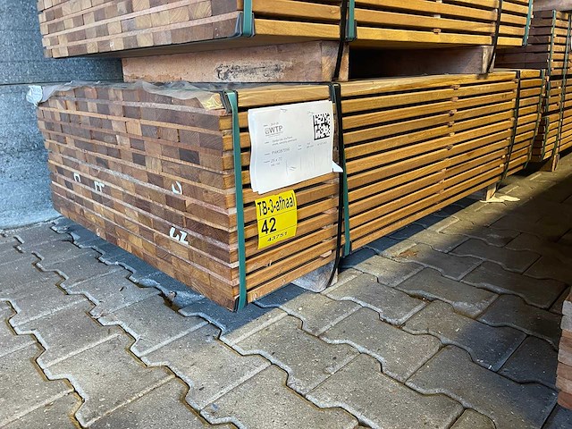 Guyana ipé planken geschaafd 1550x70x25mm (168x) - afbeelding 4 van  4