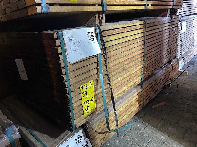 Guyana ipé planken geschaafd 1850x140x25mm (56x) - afbeelding 4 van  4