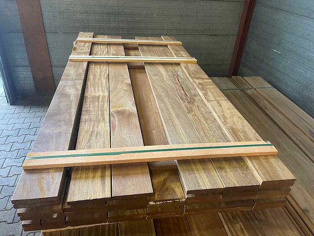 Guyana ipé planken geschaafd 2150x145x21mm (36x) - afbeelding 1 van  3
