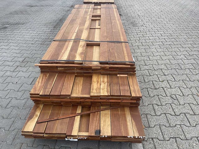 Guyana ipé planken geschaafd 2750-3350x90x21mm (163x) - afbeelding 1 van  3