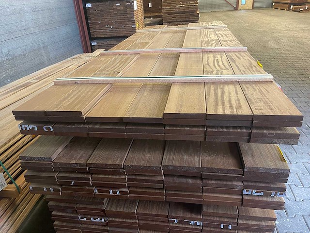 Guyana ipé planken geschaafd 2750x145x21mm (26x) - afbeelding 3 van  3