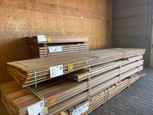 Guyana ipé planken geschaafd 4000x90x15mm (77x) - afbeelding 2 van  3