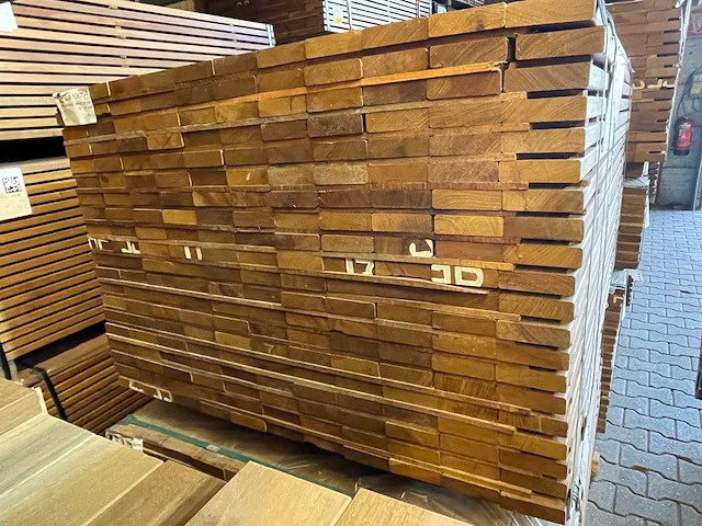 Guyana ipé planken geschaafd 4300x90x25mm (93x) - afbeelding 3 van  4
