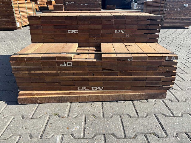 Guyana ipé planken geschaafd 650-1000x90x25mm (143x) - afbeelding 3 van  3