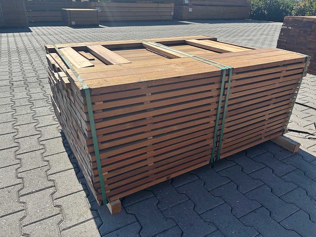 Guyana ipé planken geschaafd 650-1350x90x25mm (324x) - afbeelding 2 van  3