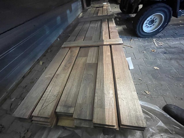 Guyana ipé planken geschaafd gevingerlast 5000x140x18mm (40x) - afbeelding 1 van  3