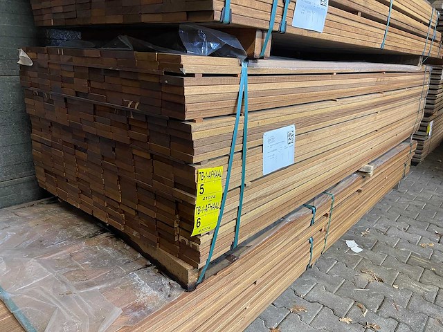 Guyana teak - plank geschaafd - 3050x90x21mm (149x) - afbeelding 4 van  4