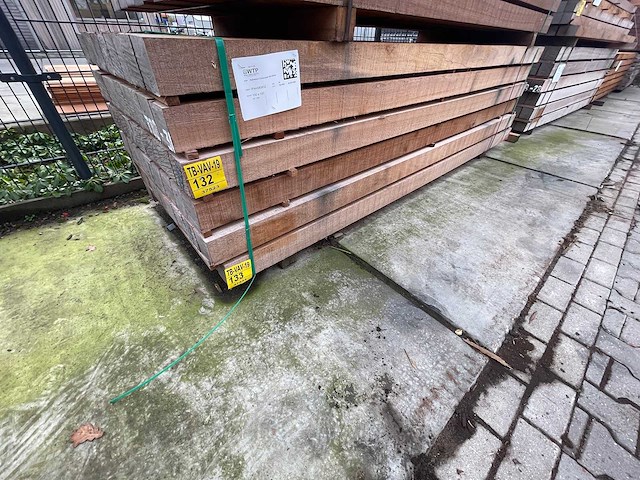 Guyana teak balken fijnbezaagd 3000x100x100mm (27x) - afbeelding 4 van  4