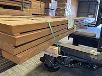 Guyana teak balken geschaafd 4900x140x38mm (28x) - afbeelding 2 van  3