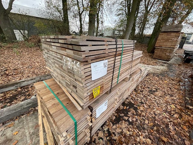 Guyana teak beschoeiingsplanken 1000-1500x100x20mm (169x) - afbeelding 2 van  3