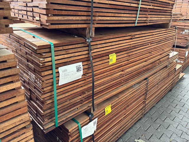 Guyana teak beschoeiingsplanken 2500-3000x100x20mm (207x) - afbeelding 3 van  3