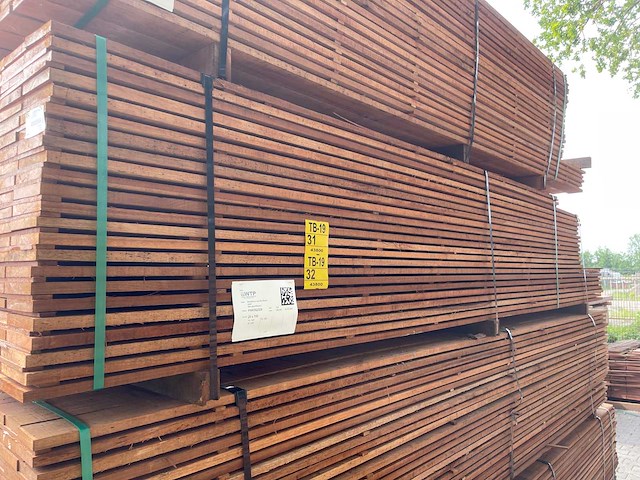 Guyana teak beschoeiingsplanken 3000-3500x150x20mm (93x) - afbeelding 4 van  4