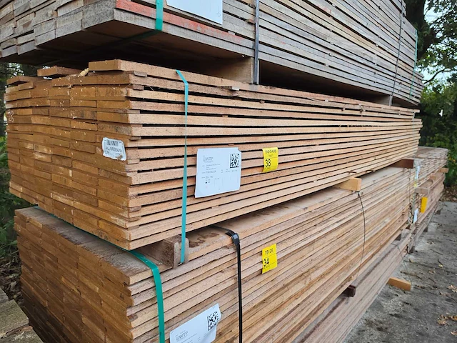 Guyana teak beschoeiingsplanken 3000-3500x150x20mm (93x) - afbeelding 4 van  4