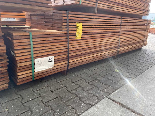 Guyana teak beschoeiingsplanken 3000x200x20mm (38x) - afbeelding 4 van  4
