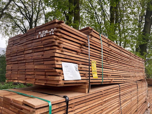Guyana teak beschoeiingsplanken 3500-4000x150x20mm (55x) - afbeelding 4 van  4