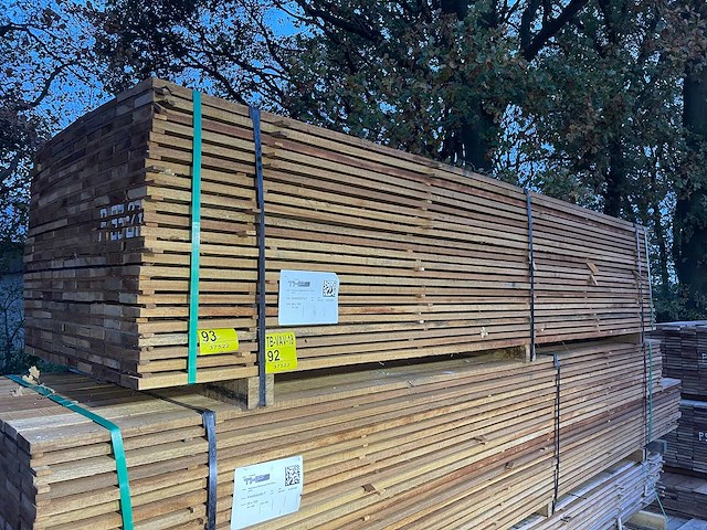 Guyana teak beschoeiingsplanken 3500x100x20mm (107x) - afbeelding 4 van  4