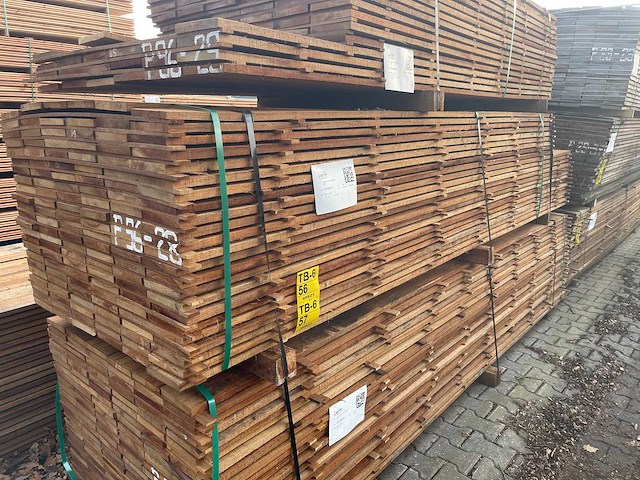 Guyana teak beschoeiingsplanken 3500x150x20mm (81x) - afbeelding 4 van  4