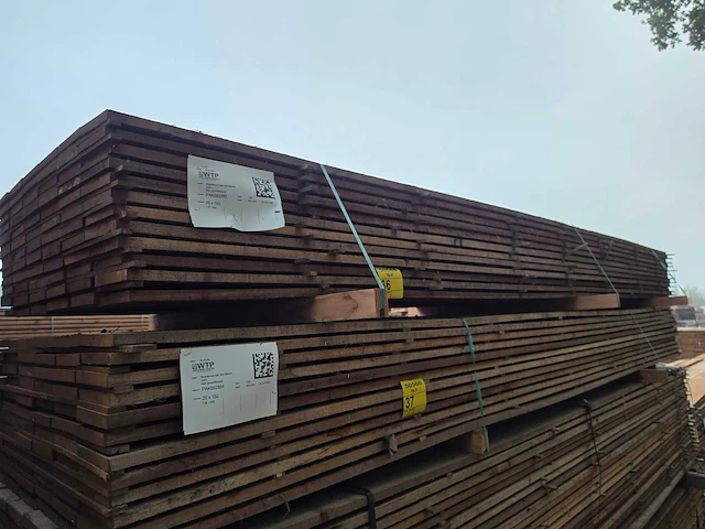 Guyana teak beschoeiingsplanken 4000x150x20mm (72x) - afbeelding 4 van  4