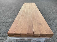 Guyana teak dekdelen geschaafd gevingerlast 4000x145x21mm (42x) - afbeelding 1 van  4