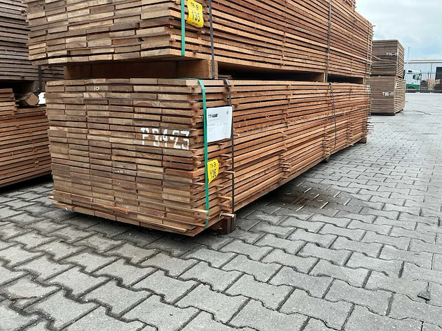 Guyana teak hardhouten beschoeiingsplanken 4000x150x20mm (138x) - afbeelding 1 van  1