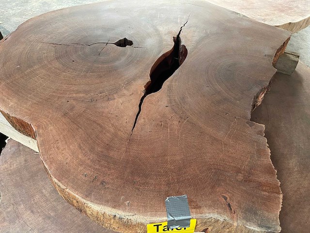 Guyana teak houten schijf 1000mm - afbeelding 2 van  3