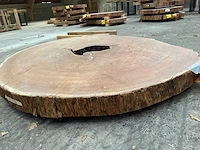 Guyana teak houten schijf 1000mm - afbeelding 1 van  2