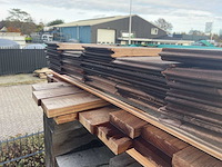 Guyana teak kopse veer en groef (buitenparket) 650x145x21mm (23x) - afbeelding 2 van  3