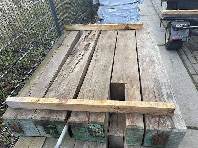 Guyana teak kraanmat, 200x1000mm, lengte 160cm - afbeelding 1 van  3